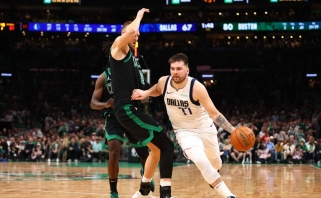 Dar kartą Dončičiaus kompaniją įveikę "Celtics" įpusėjo kelią NBA titulo link